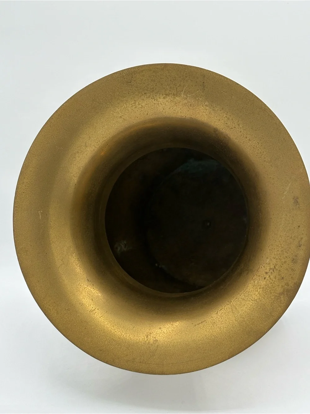 Vintage Solid Brass Spittoon Cuspidor Decorative Vase 8” Grandmillennial